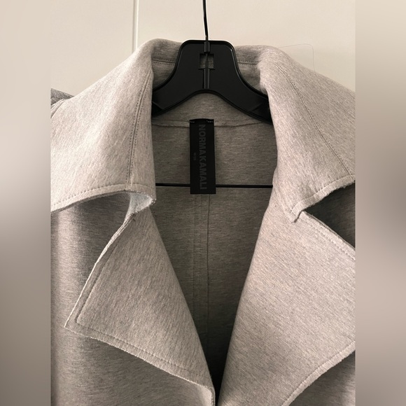 Norma Kamali - Picture 2 of 4